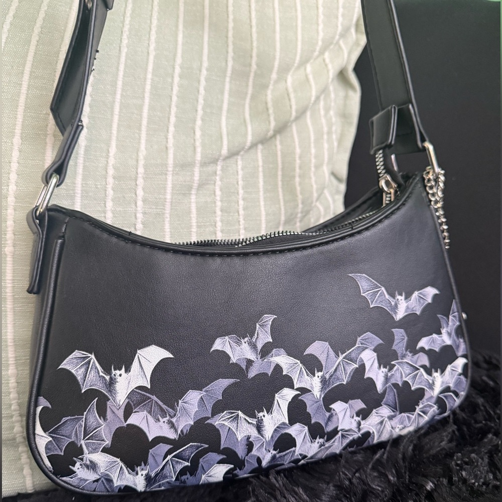 Bat purse